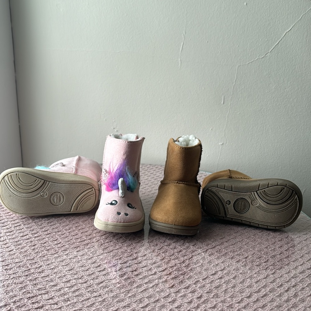 Winter Boots - Picture 2 of 5